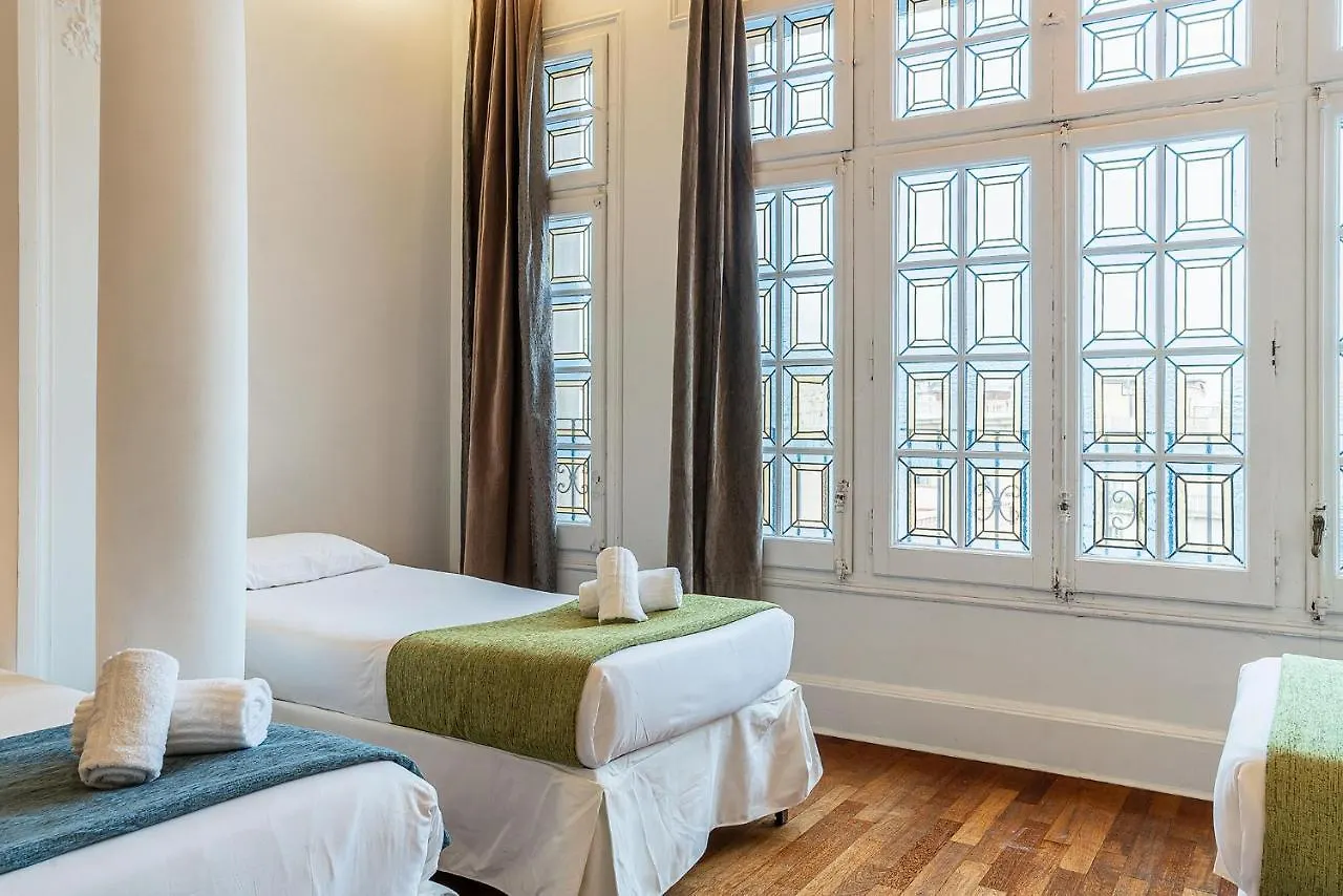 Casa Gracia Vandrehjem Barcelona Spanien