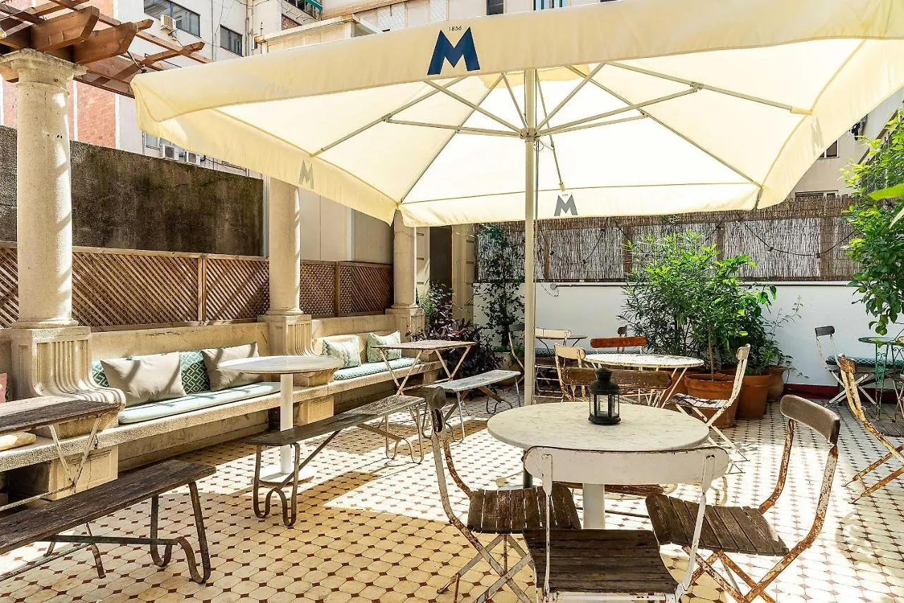Casa Gracia Vandrehjem Barcelona