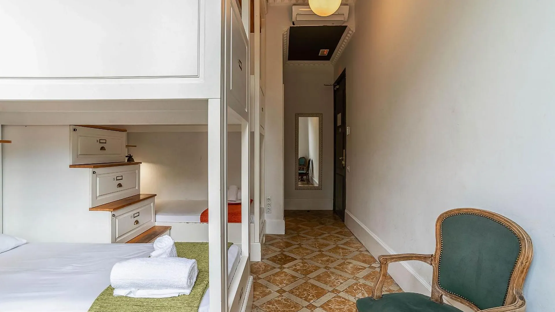 Casa Gracia Vandrehjem Barcelona