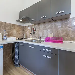 Zona Apartman Póla