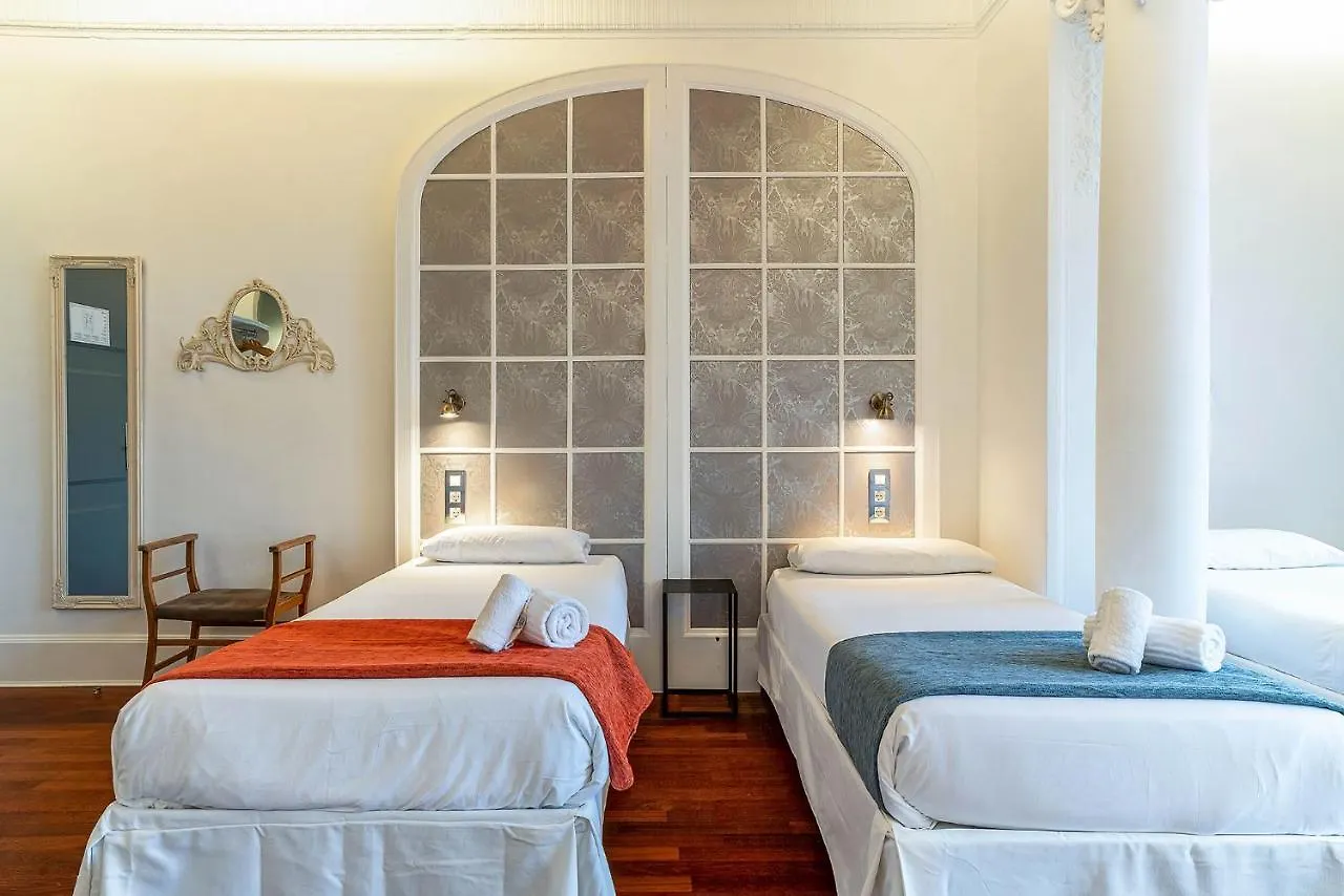 Casa Gracia Hostel Barcelona Spain