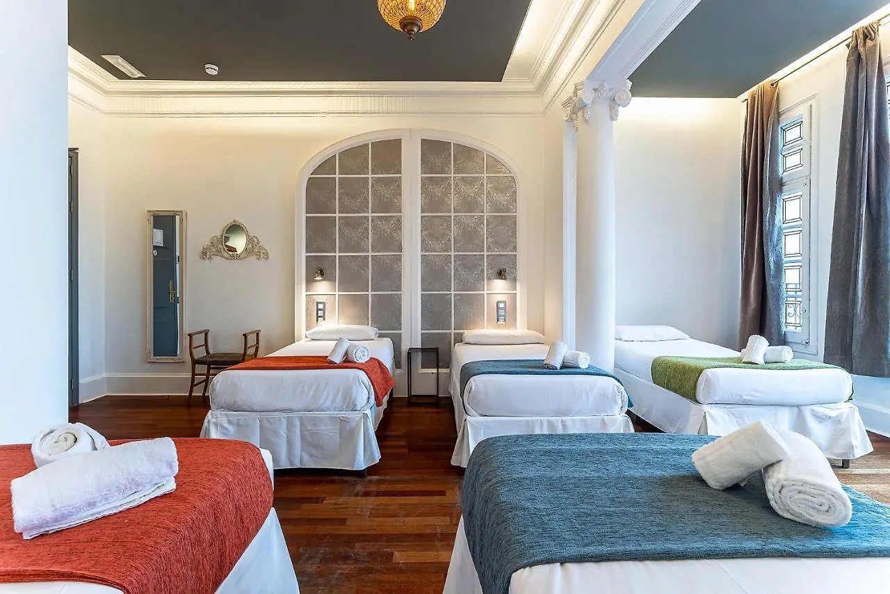 Casa Gracia Hostel Barcelona Spain