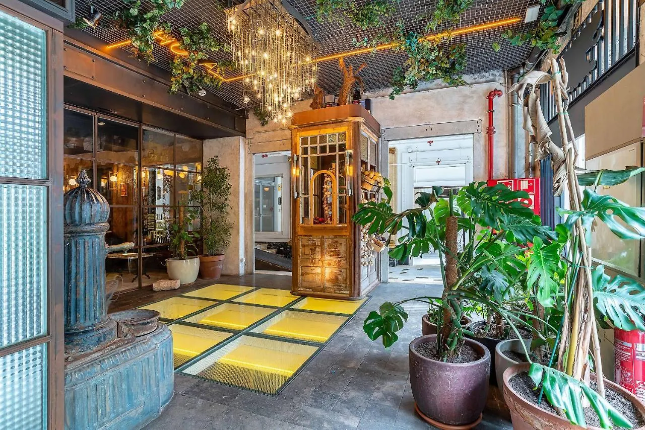 Hostel Casa Gracia Barcelona