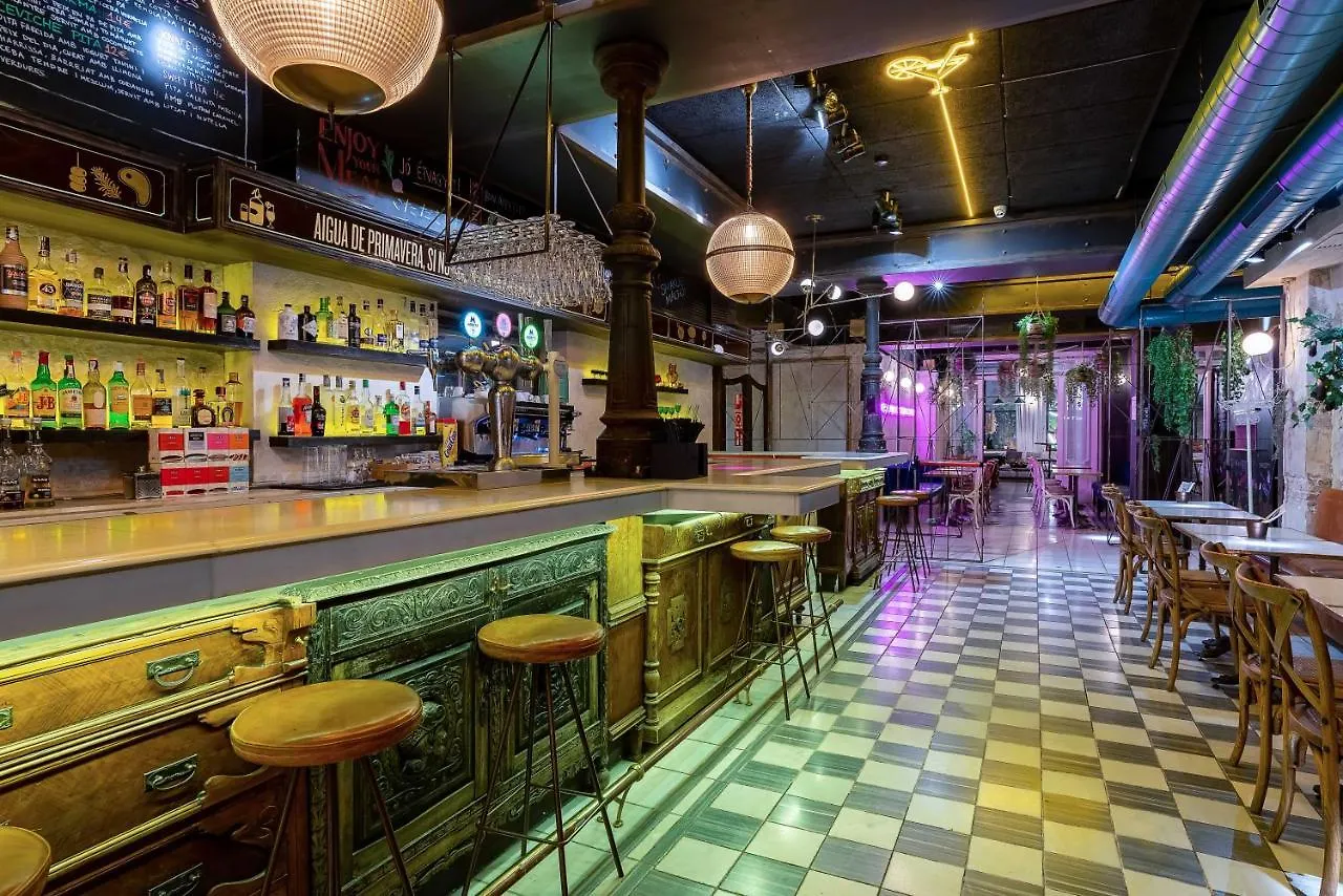 Hostel Casa Gracia Barcelona