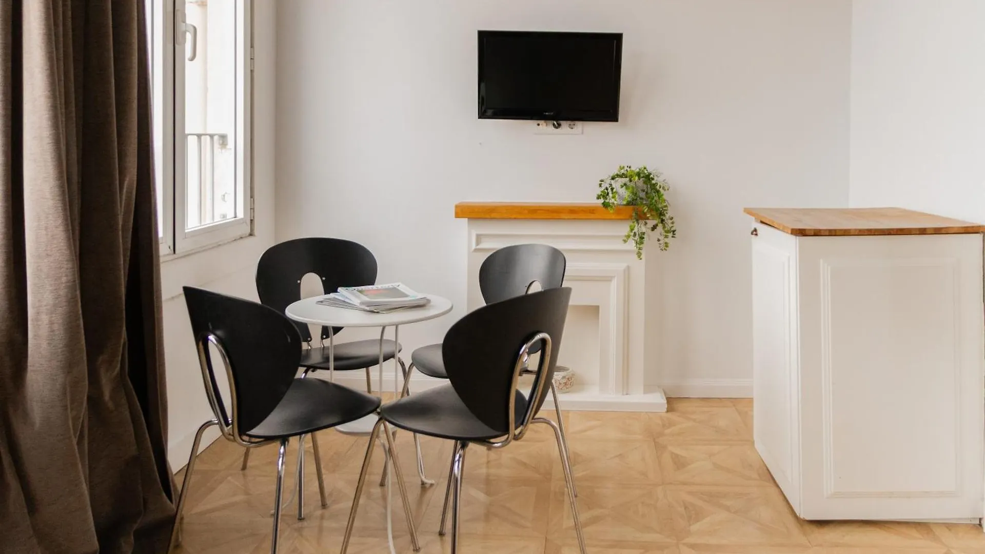 Hostel Casa Gracia Barcelona